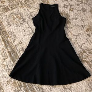 Beautiful never worn Banana Republic LBD, 🖤🖤🖤